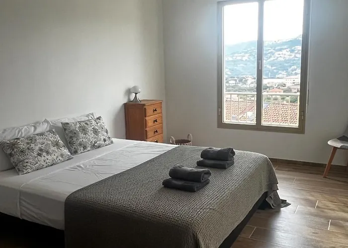 Grand Lumineux Pour 6 Personnes Appartement LʼÎle-Rousse